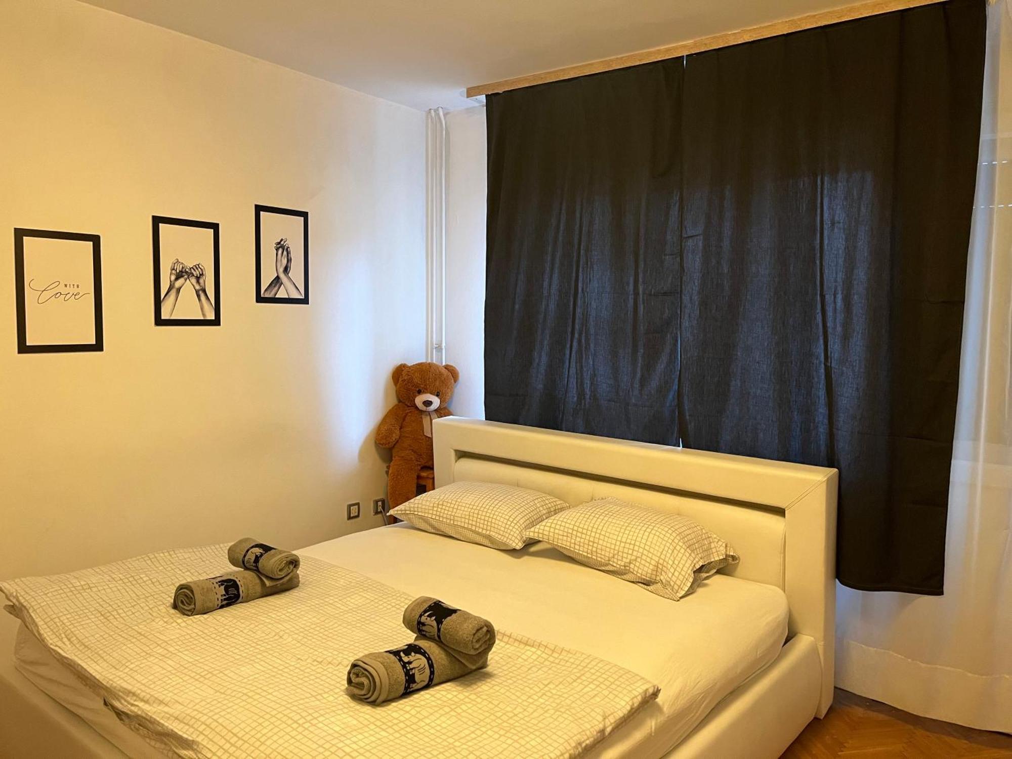 Istanbul 2 Apartment *